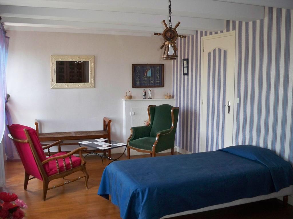 Gite De La Caminais Pleurtuit Δωμάτιο φωτογραφία