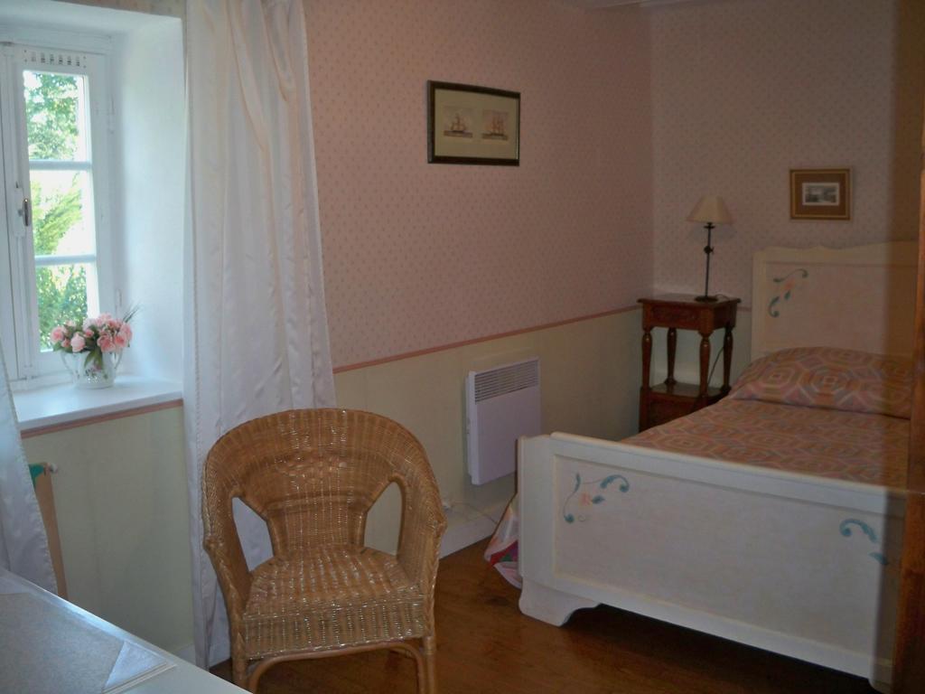 Gite De La Caminais Pleurtuit Δωμάτιο φωτογραφία